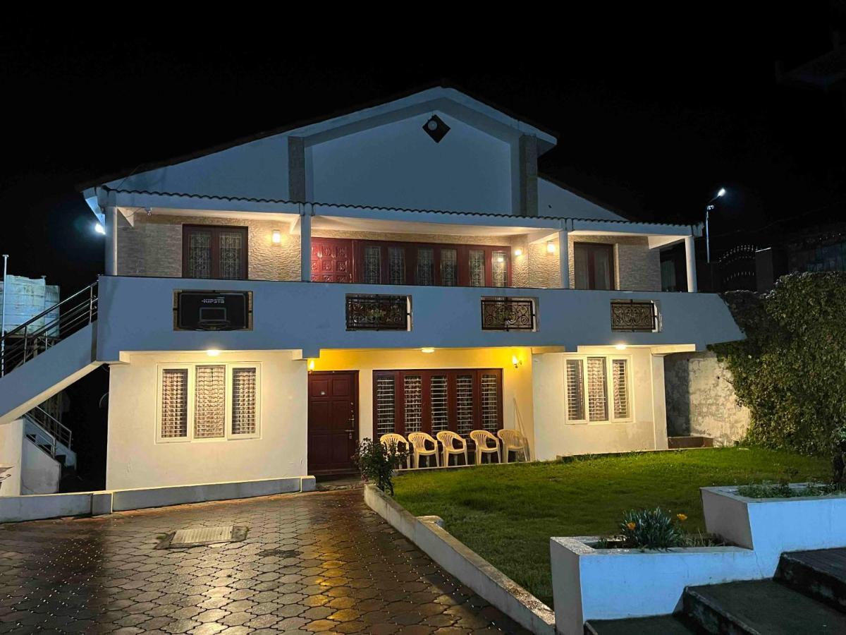 Ls Cottage Утакаманд Экстерьер фото