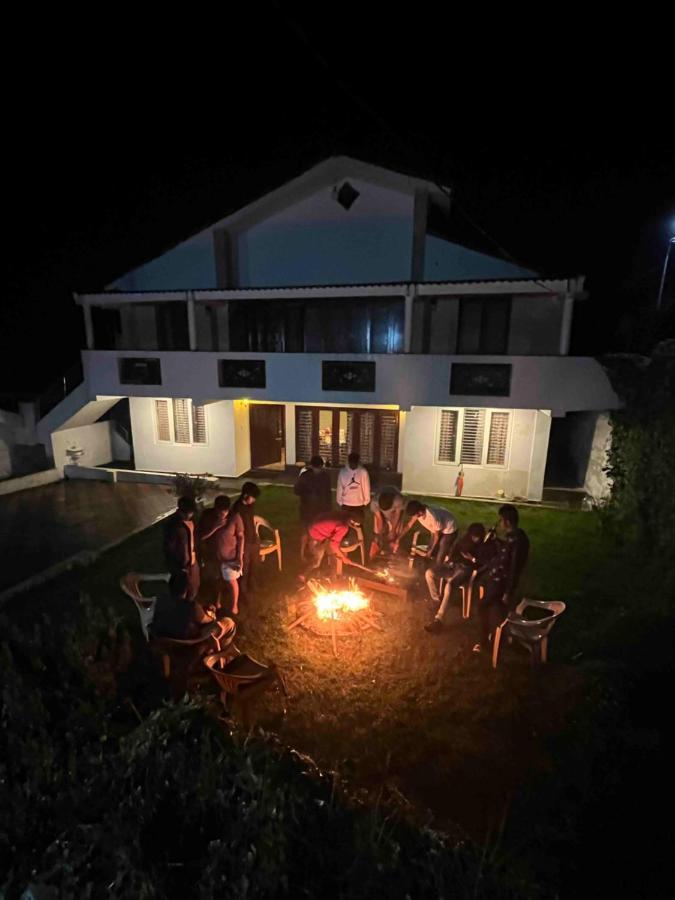 Ls Cottage Утакаманд Экстерьер фото